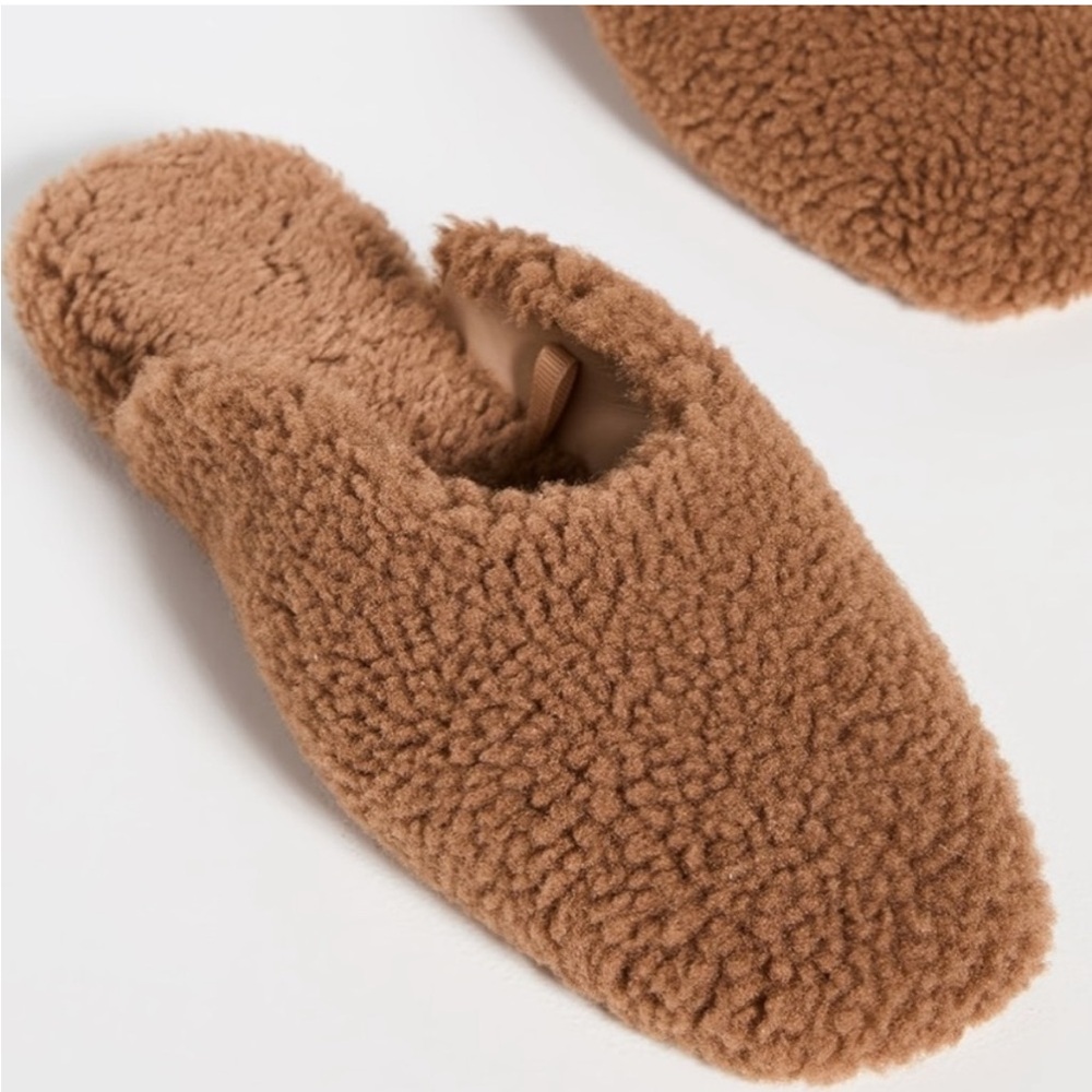 Sleeper Shearling Slippers in Brown NWOT